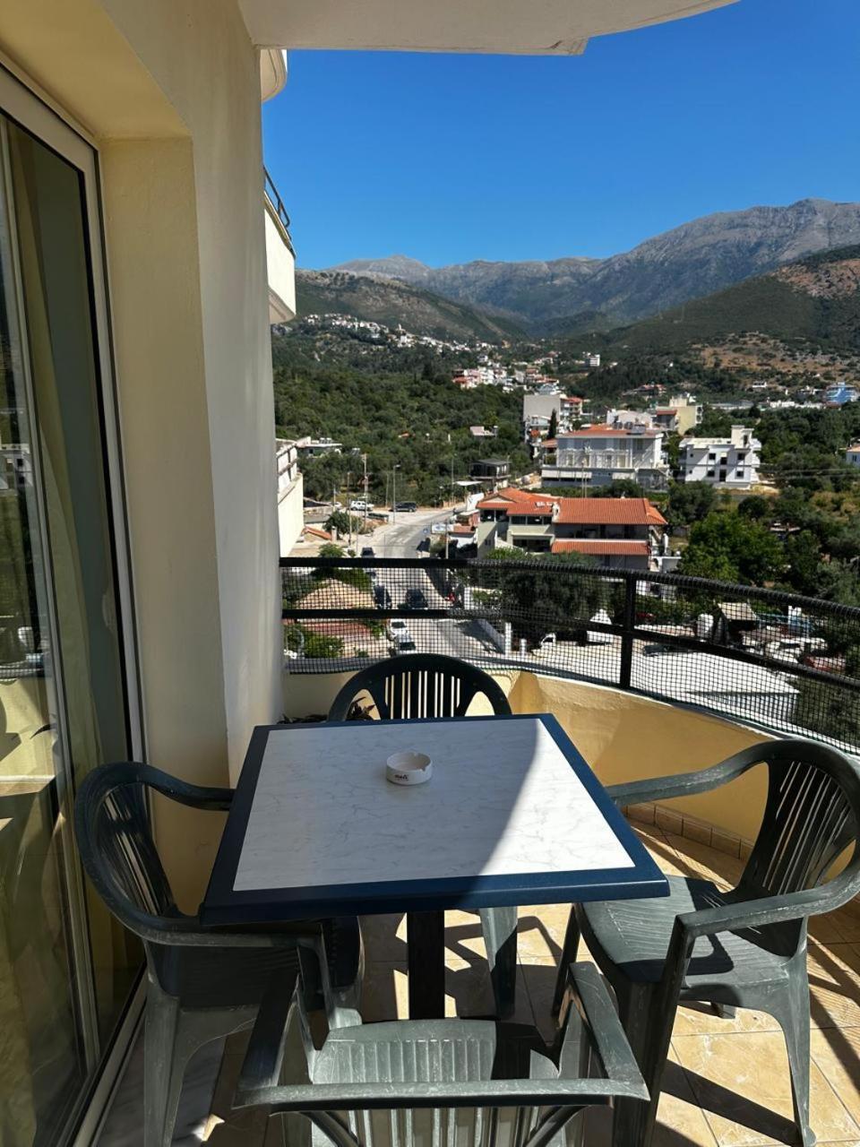 Boni Apartments Himare Buitenkant foto